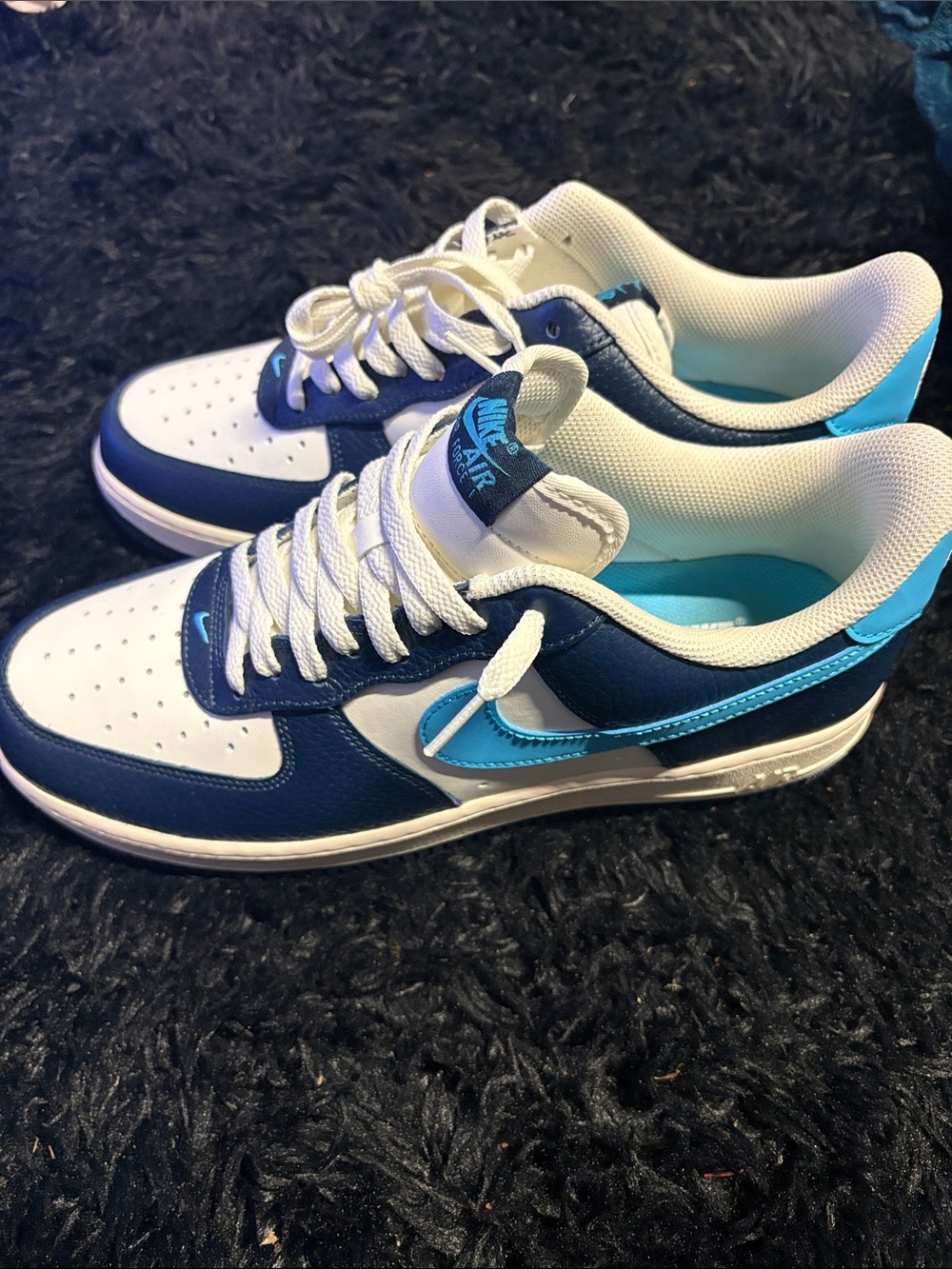 Nike Low-Top Sneakers in White, Navy, and Light Blue